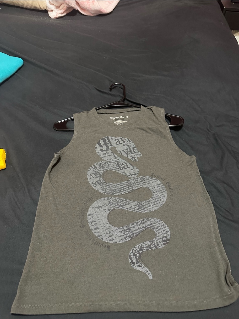 Taylor Swift Black Reputation Snake Top - Picture 5 of 8